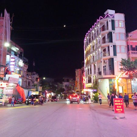 Thai Thinh Hotel Донґван Екстер'єр фото