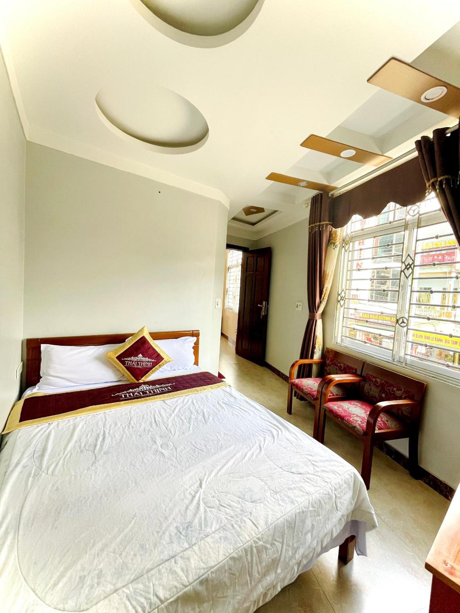 Thai Thinh Hotel Донґван Екстер'єр фото